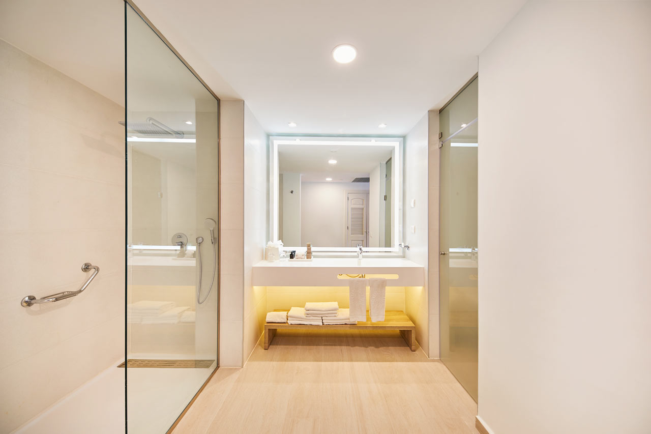 Juniorsuite mod omgivelserne